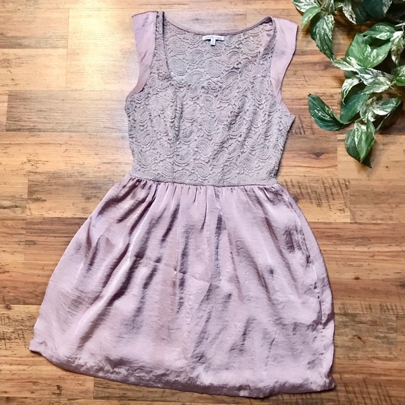 Charlotte Russe Dresses & Skirts - Mauve Lace/Silky Dress